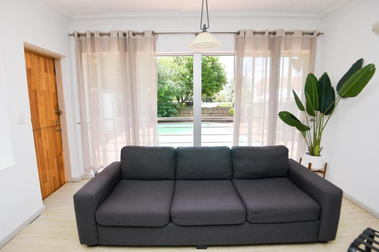 Spacious Menlyn Maine Villa Pretoria-Noord エクステリア 写真